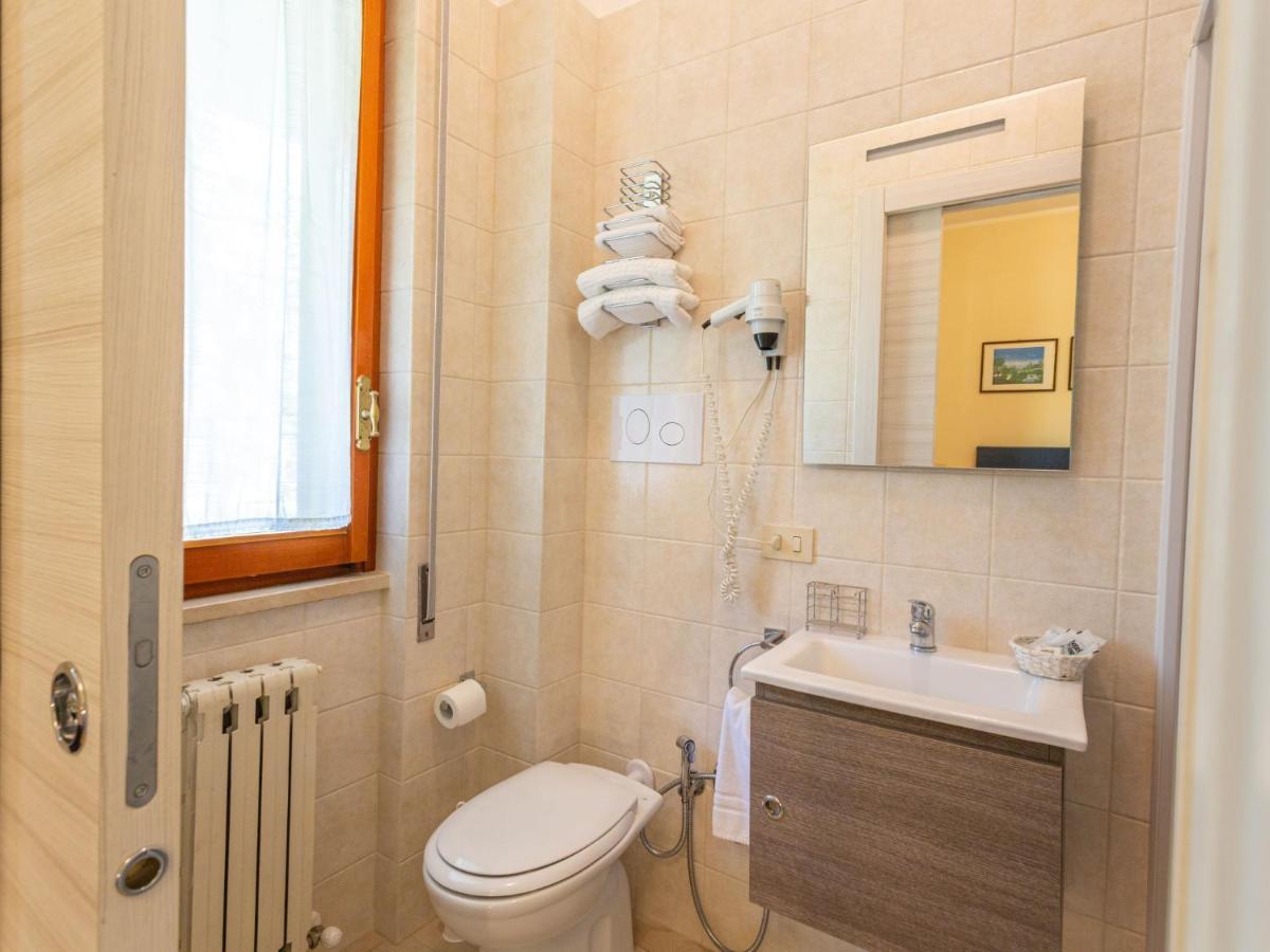 Apartment Mare Blu-1 By Interhome Francavilla Al Mare